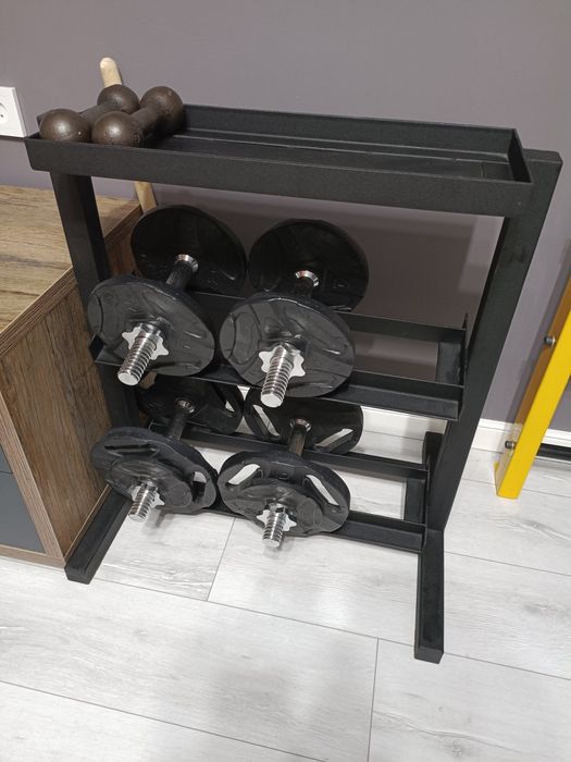 Стойка с разборными гантелями