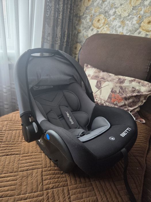 Продаю автолюльку