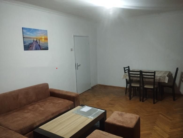 Дава се под наем Тристаен апартамент в София, Люлин 1 - 130 кв.м за 550 € - Снимка #2