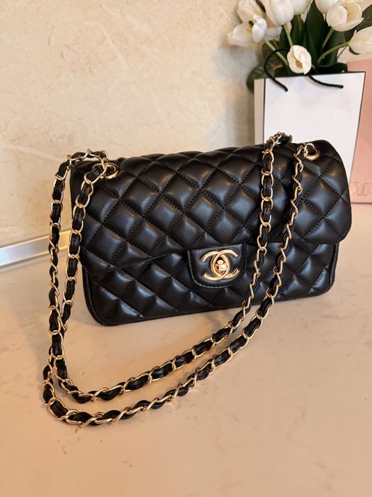Дамска чанта Chanel Classic среден размер черна