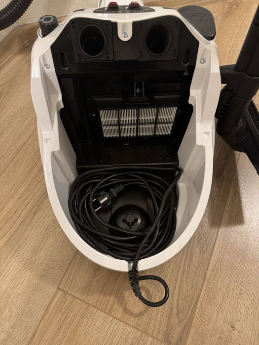 Парен екстрактор Kaercher SV 7