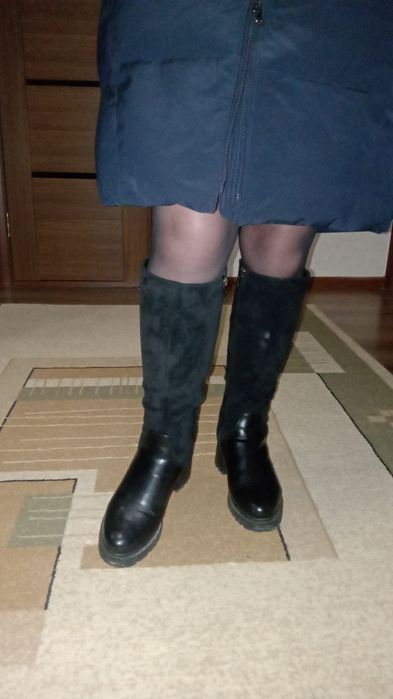 Продам сапоги жэнские