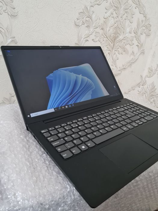 Ноутбук Lenovo ideapad