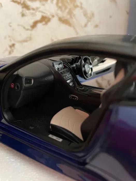 Aston Martin DBS Superleggera AUTOart M1:18 Сапфирено синьо.