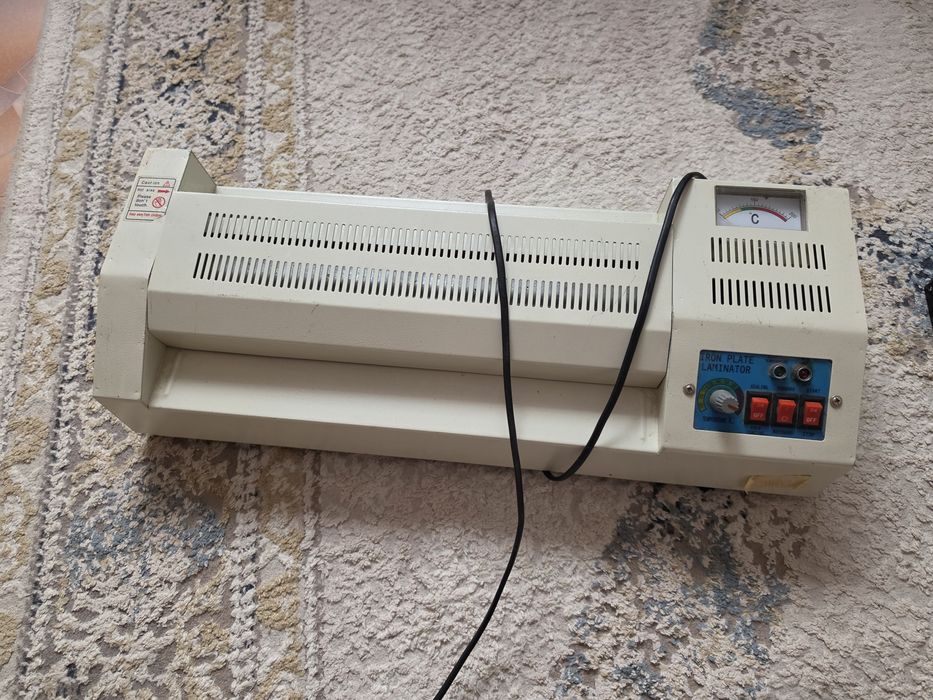 Переплётчик и ламинатор A4, полностью рабочие