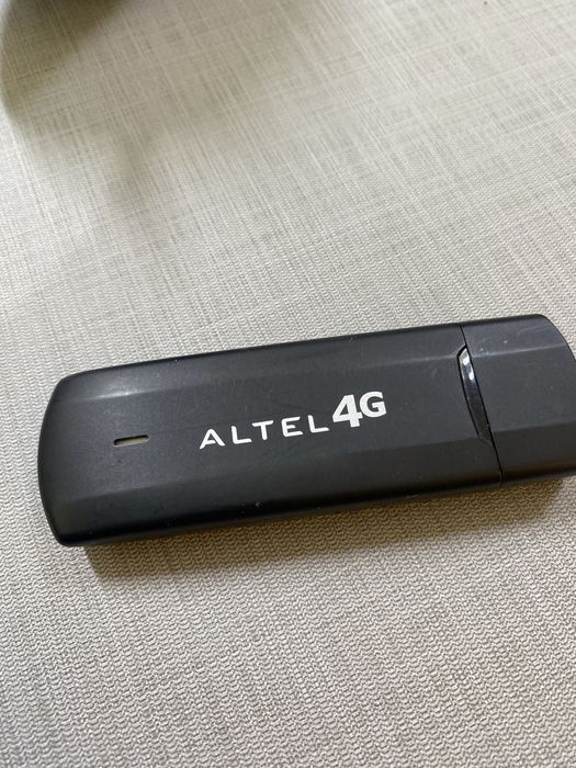 Продам модем 4G Altel