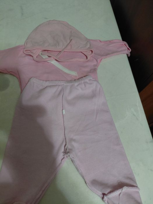 Продается вещи для новорожденных