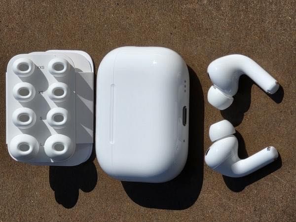 AirPods Pro 3 model