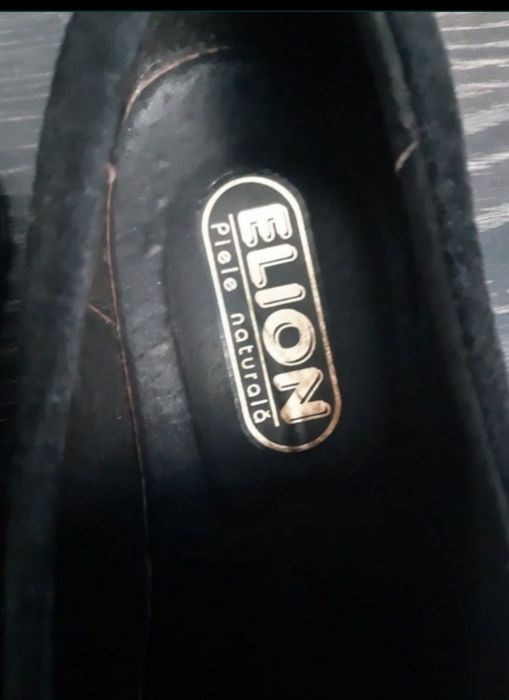 Pantofi eleganti de costum piele naturala .