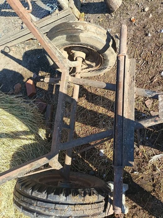 Spre vânzare sau schimb cu oii  căruță in stare buna nu necesita reparatii pentru mai multe detalii in privat sau la numărul de telefon 0741604891