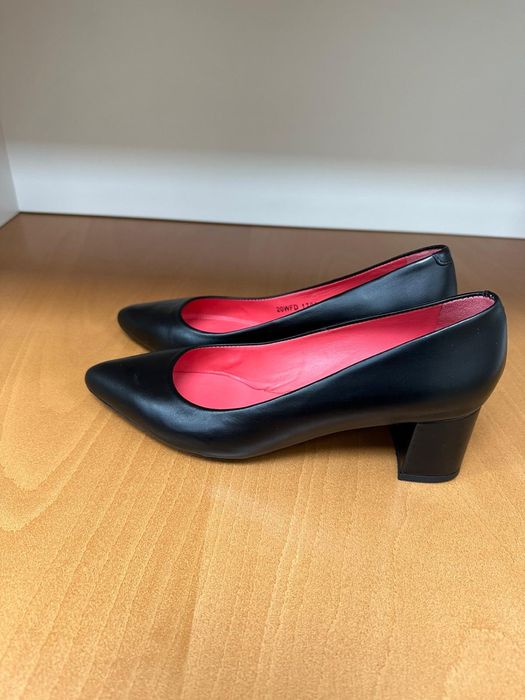 Кожаные туфли, новые