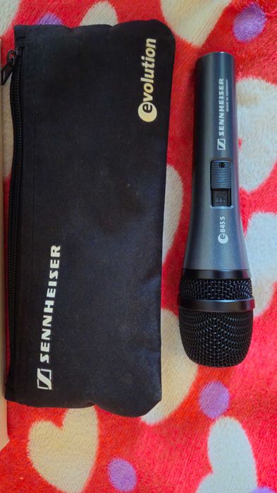 Sennheiser E 845 S,microfon vocal cu fir, buton On/Off,nou,made in Germany.