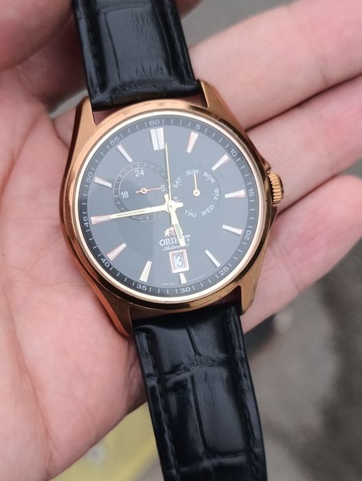Orient японский соат сотилади