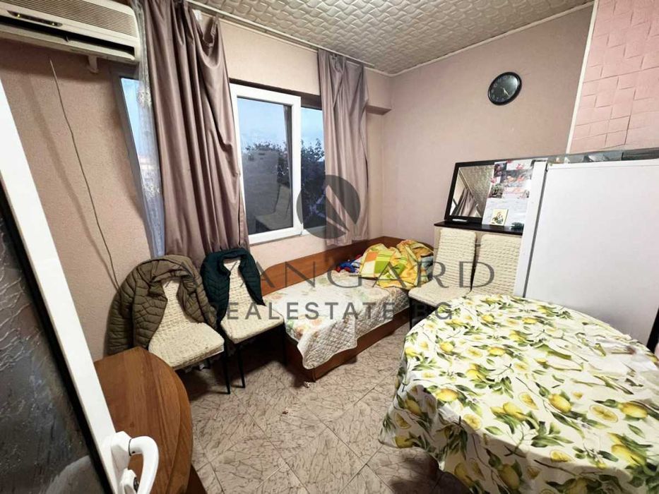 Продава се Двустаен апартамент в Пловдив, Изгрев - 44 кв.м за 1410 €/кв.м - Снимка #2