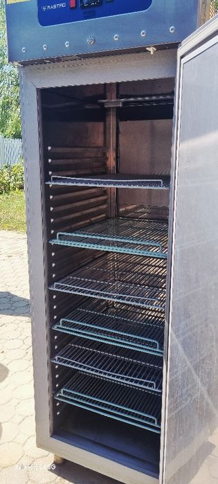 Congelator profesional inox 700 L  an 2019.