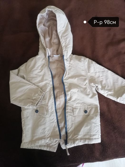 Якета/парки от 10-15лв.
детски ски панталон 13лв.,детски гащеризон 15л