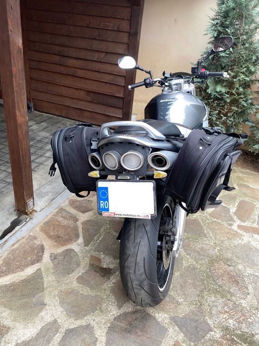 Suzuki GSR600 naked