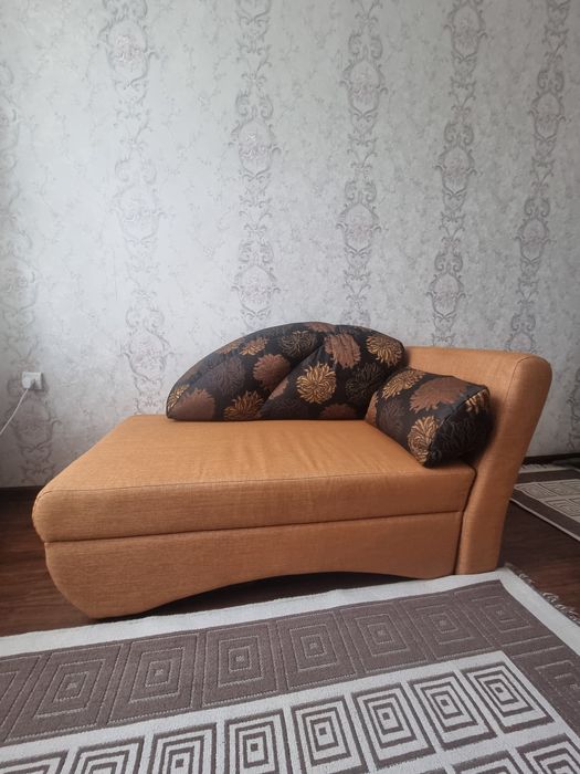 Диван раскладной.