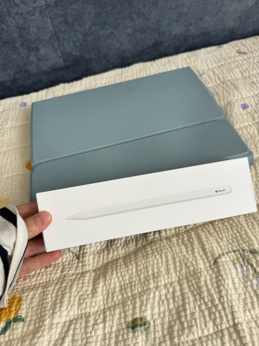 Apple pencil + чехол на Ipad 10.9 дюйм