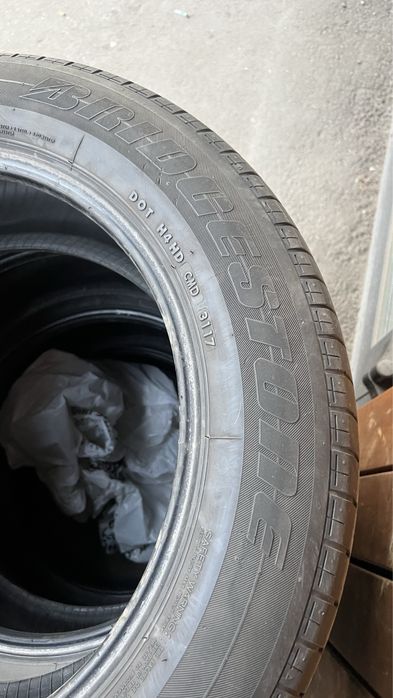 225/60 R18 Bridgestone бу комплект