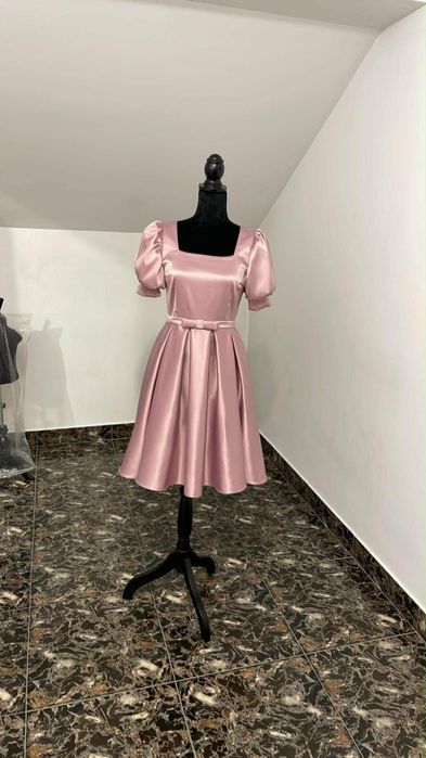 Rochie elegantă de zi
