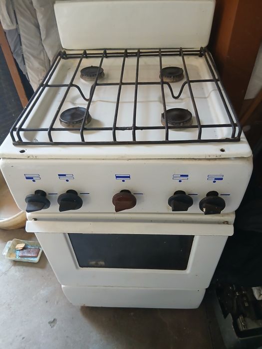 Продам советскую газовую плиту