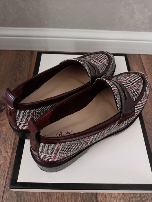 Продаю лоферы, размер 39