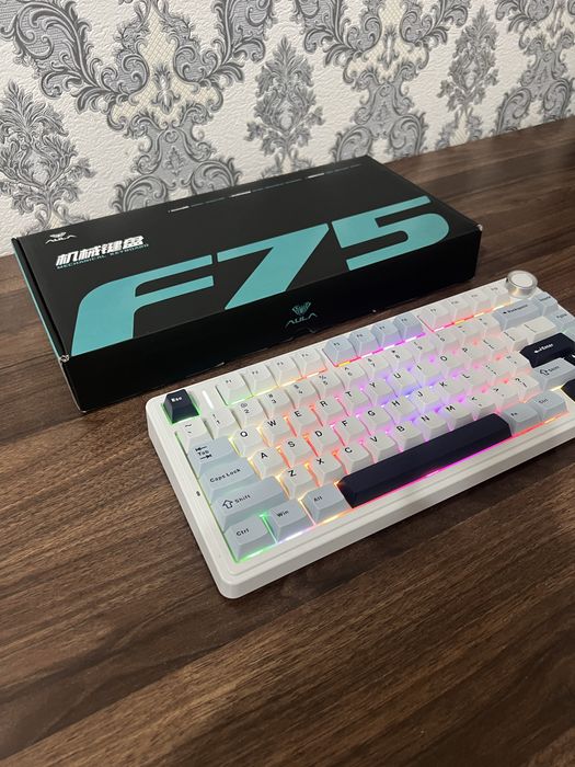 Klaviatura Aula f75