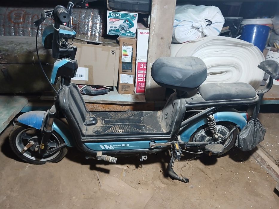 Elektro skuter 30 km/h