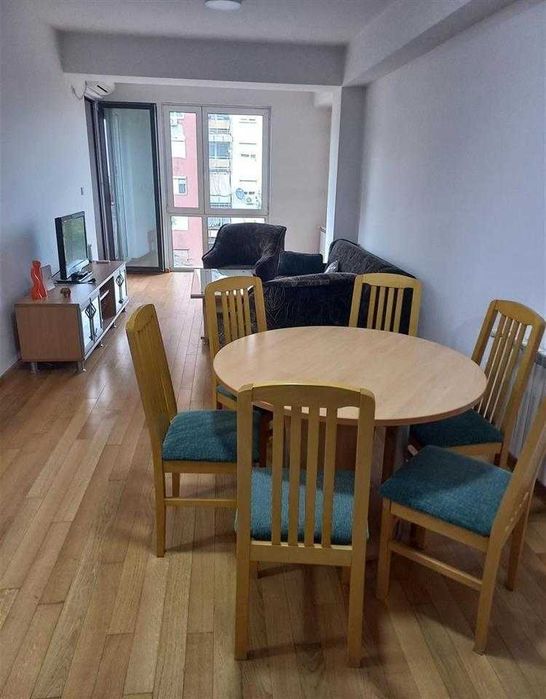 Дава се под наем Двустаен апартамент в Бургас, Възраждане - 65 кв.м за 204 € - Снимка #1