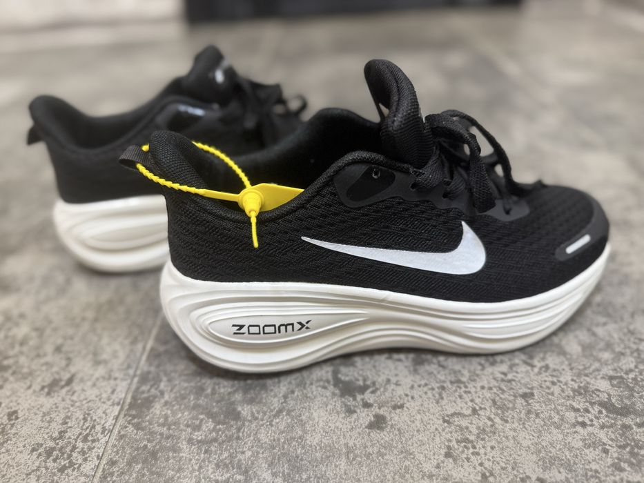 Продам кросы Nike