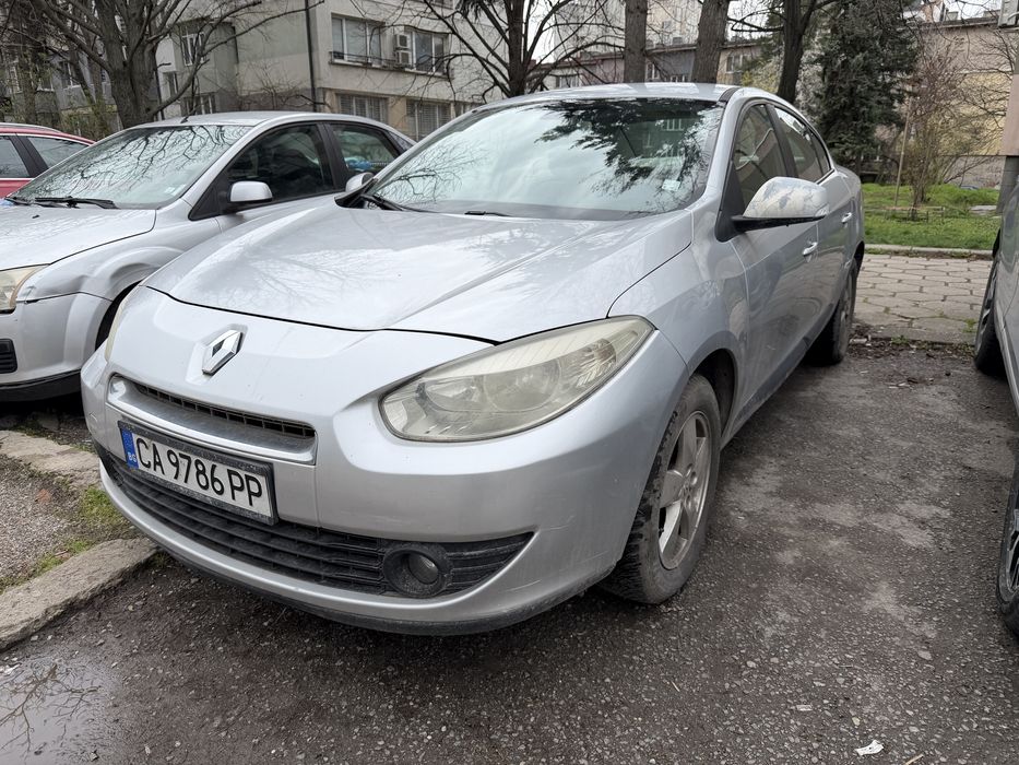 Автомобил Renault Fluence