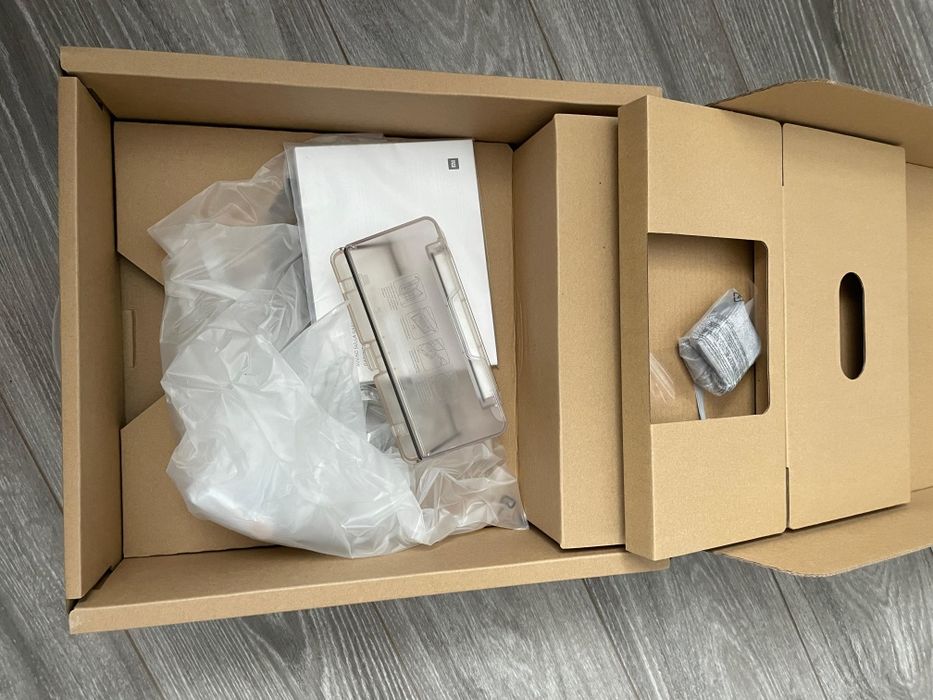 Aspirator robot cu mop xiaomi