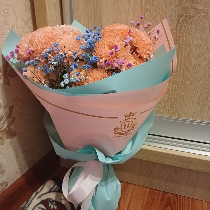 Свежие цветы продам б /у