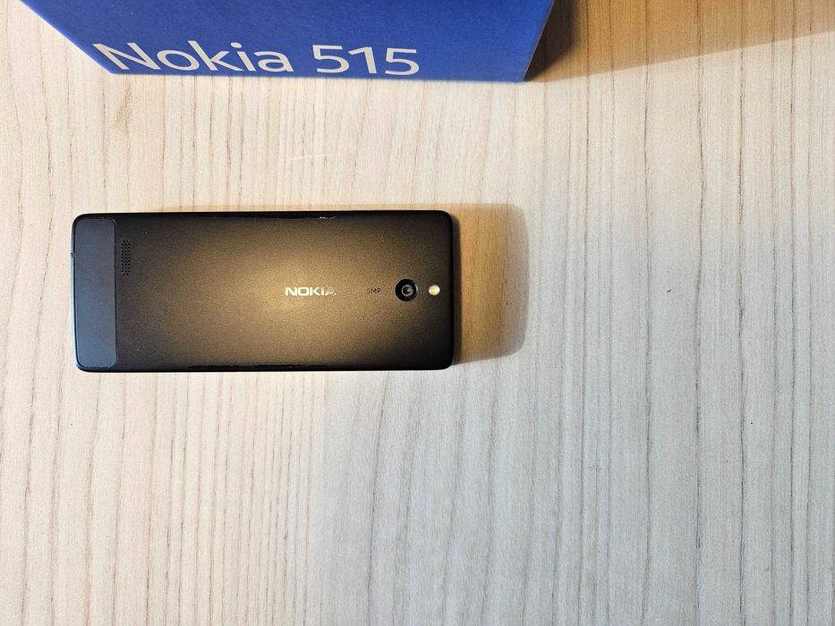 GSM Nokia 515 RM-953 Black телефон с копчета зарядно камера Нокиа кейс