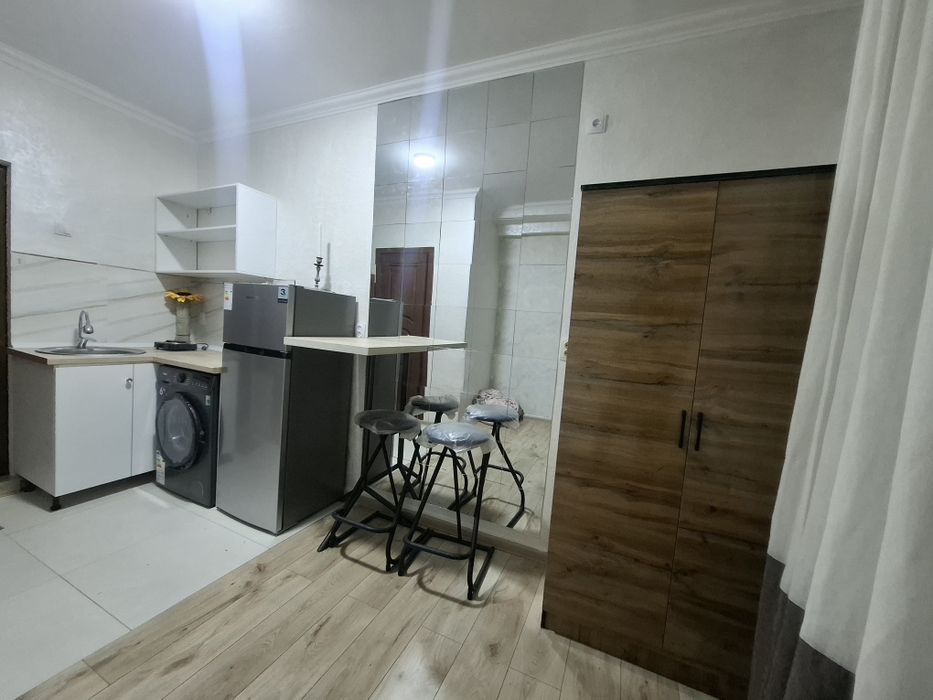 Срочно! Готовый бизнес квартира рядом с метро. Аренда 230 дол