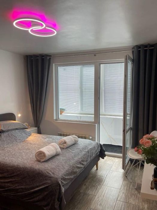 Дава се под наем Двустаен апартамент в София, Център - 60 кв.м за 850 € - Снимка #3