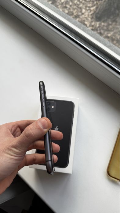 Iphone 11 б/у в хорошем состоянии