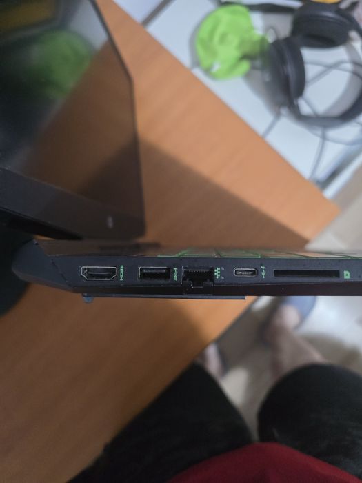 Laptop  HP Pavilion 15-dk0036nk | i7-9750H | 16GB RAM | GTX 1660 Ti | SSD+HDD