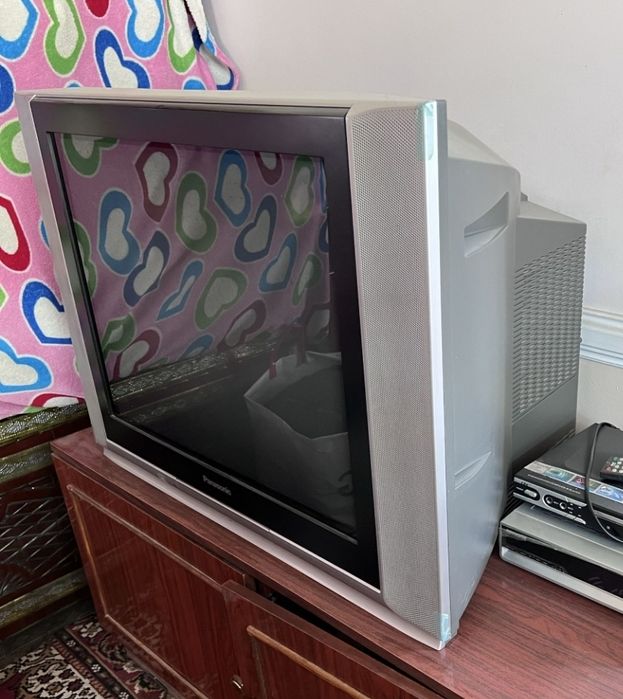 Сотилади Panasonic 32