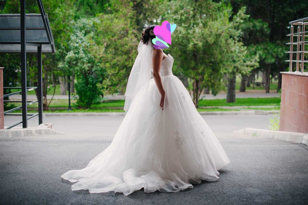 Продам свадебное платье