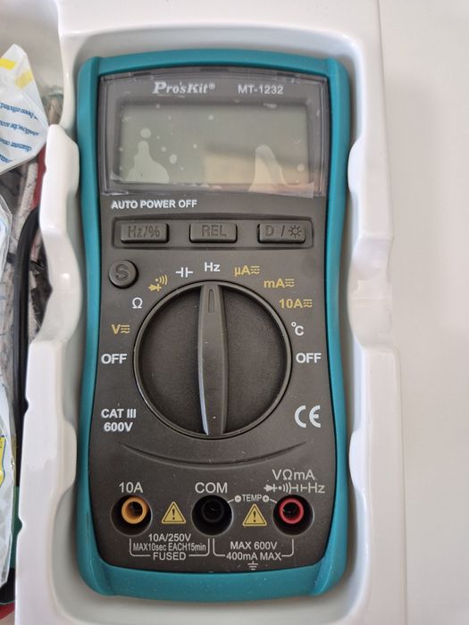 Multimetrul digital autorange Pro'sKit MT-1232 3/4 - NOU