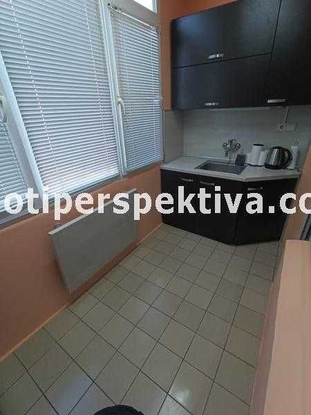 Продава се Двустаен апартамент в Пловдив, Изгрев - 48 кв.м за 1165 €/кв.м - Снимка #3