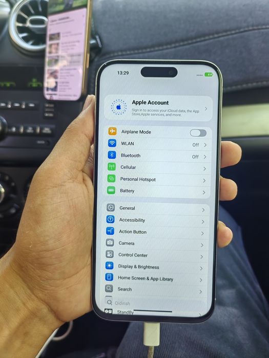 Iphone 17 pro max dubai versiyasi sotiladi