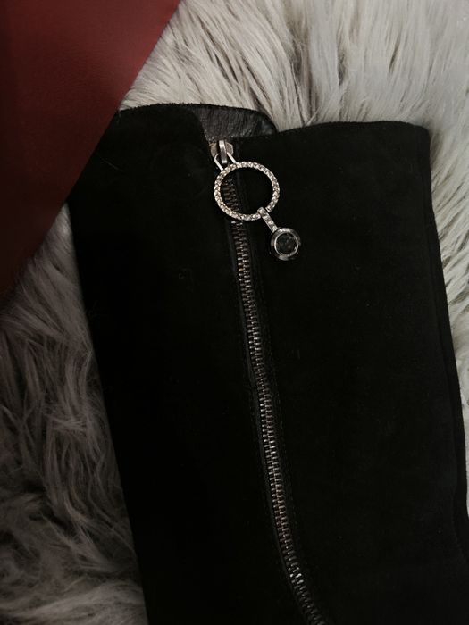 Продам зимние сапоги