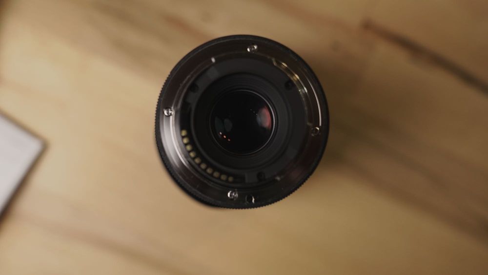 Sigma 16mm f/1.4 DC DN (E-Mount, pentru crop)