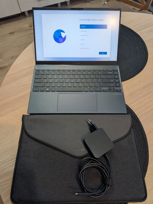 Laptop Asus Zenbook 14"