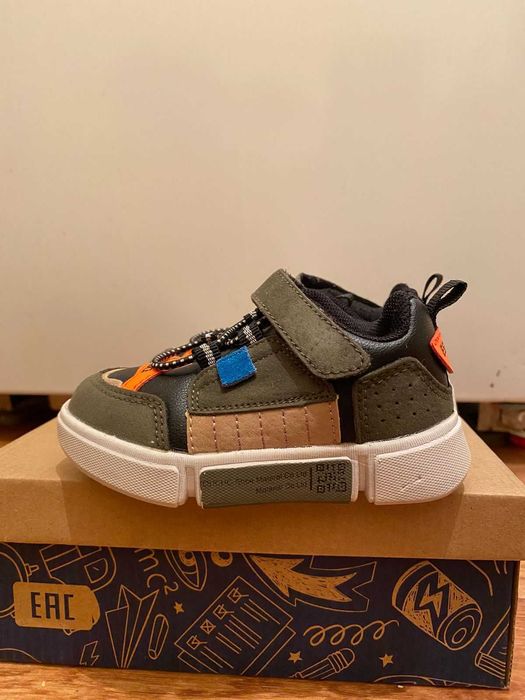 Новые детские кроссовки 22 р.