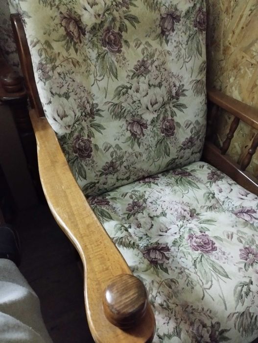 Fotolii din lemn de stejar, cu tapiterie stofa, 2 bucati, pret unitar