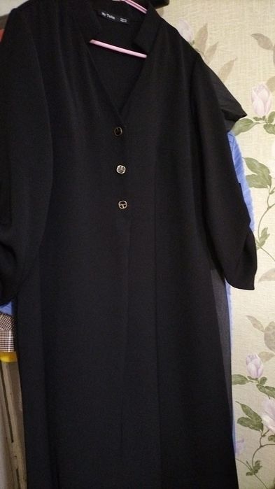 Платья,костюмы, ветровки